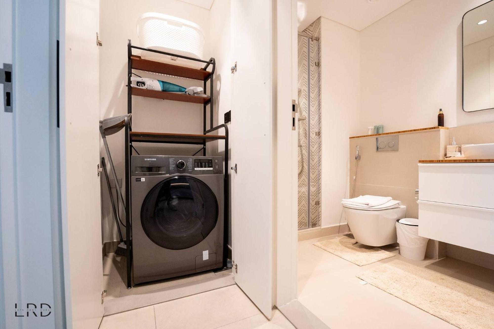 New Cozy 1br Hills * Dubai