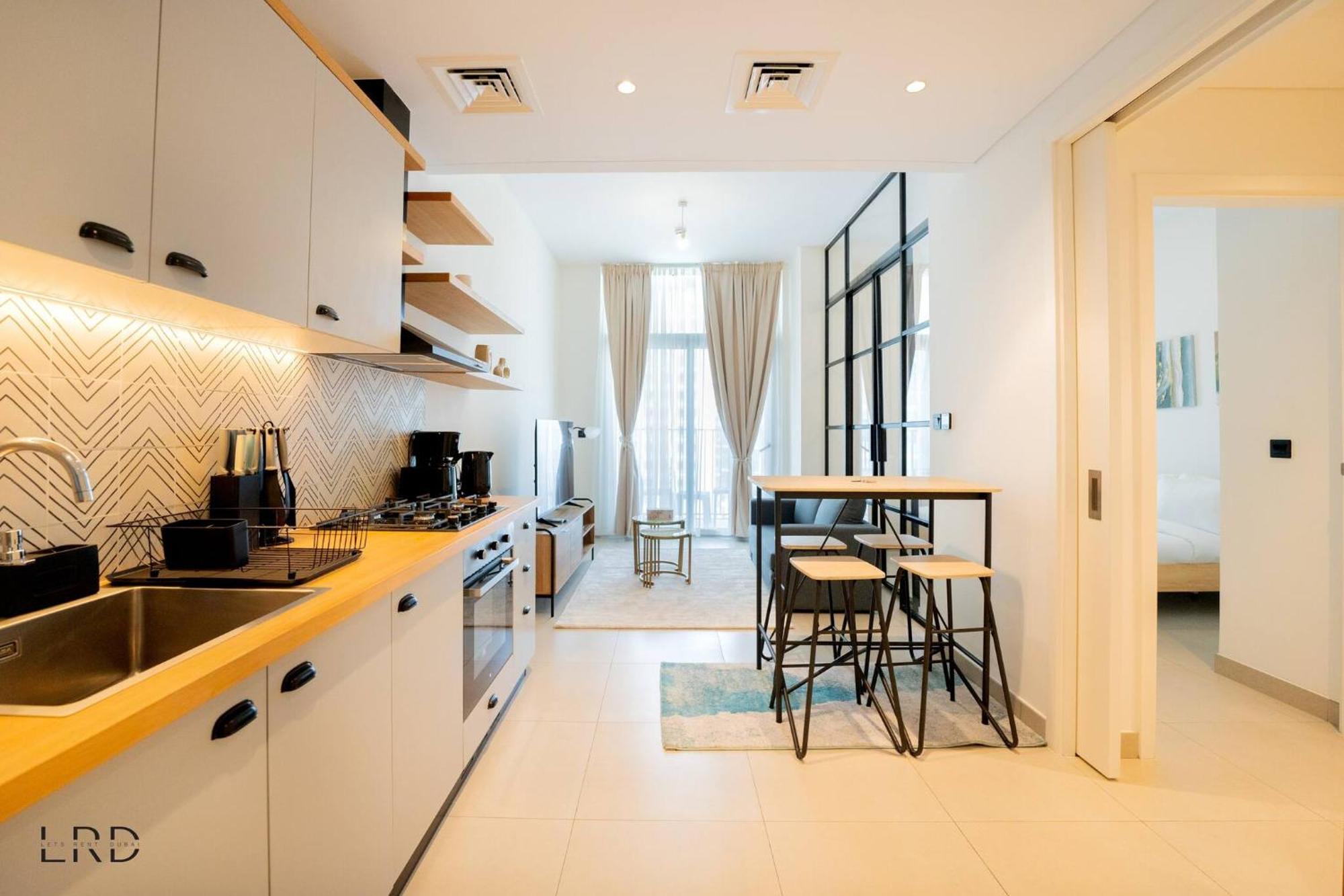 New Cozy 1br Hills Apartment Dubai